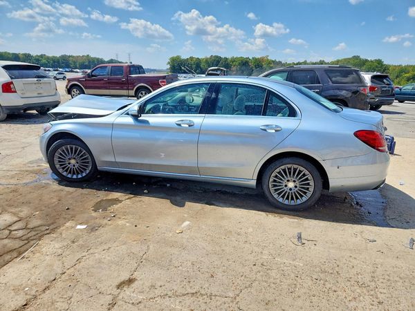 2015 MERCEDES-BENZ C 4-MATIC