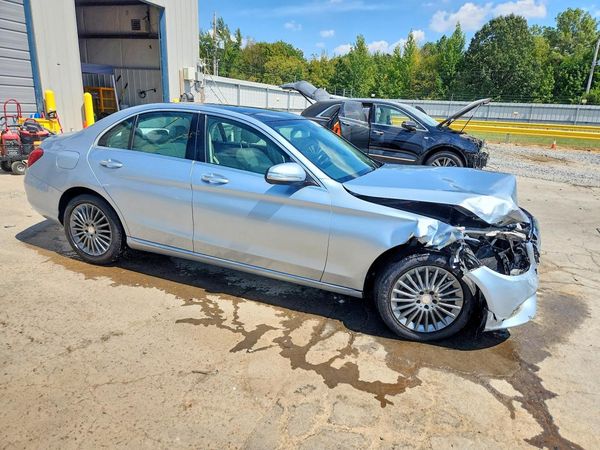 2015 MERCEDES-BENZ C 4-MATIC