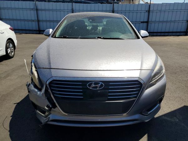 2016 HYUNDAI SONATA GLS (Middle) — DIRF