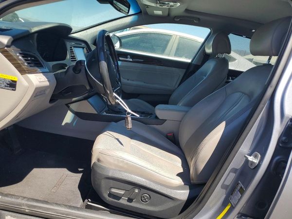 2016 HYUNDAI SONATA GLS (Middle) — DENT