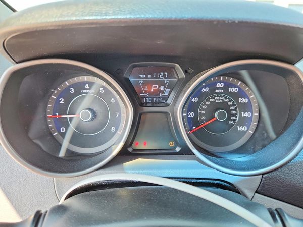 2015 HYUNDAI ELANTRA GLS(Middle)