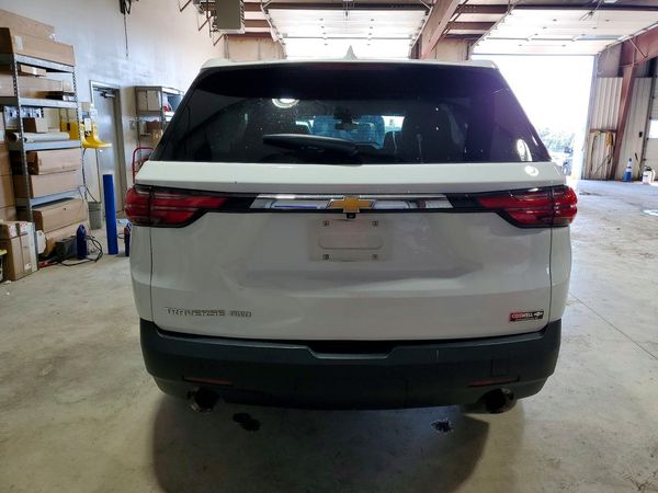 2022 CHEVROLET TRAVERSE LS