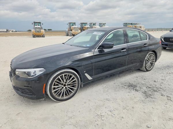 2018 BMW 530E