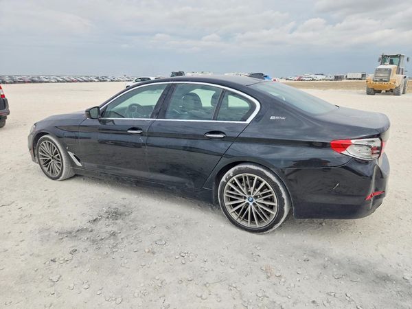 2018 BMW 530E