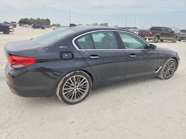 2018 BMW 530E