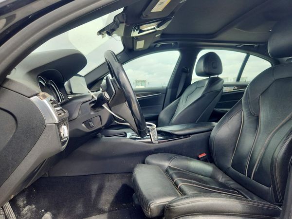 2018 BMW 530E