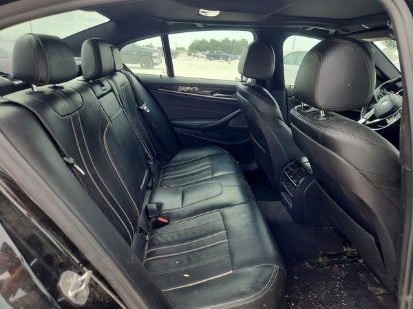 2018 BMW 530E