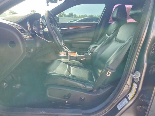 2014 CHRYSLER 300