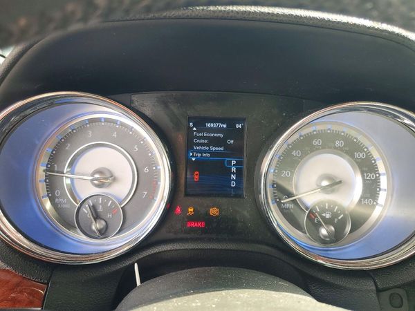 2014 CHRYSLER 300