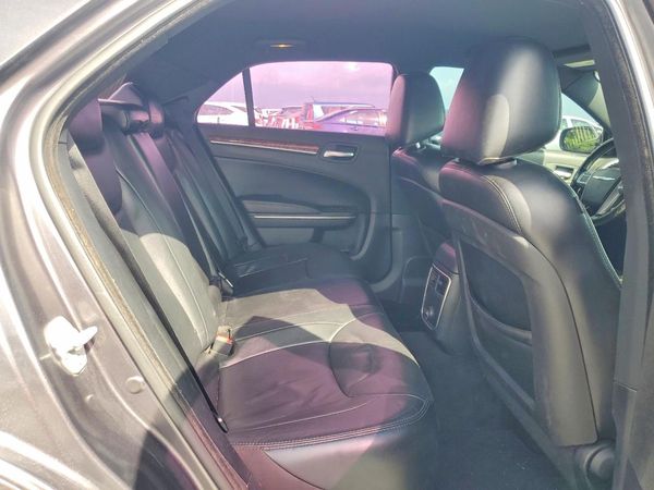 2014 CHRYSLER 300