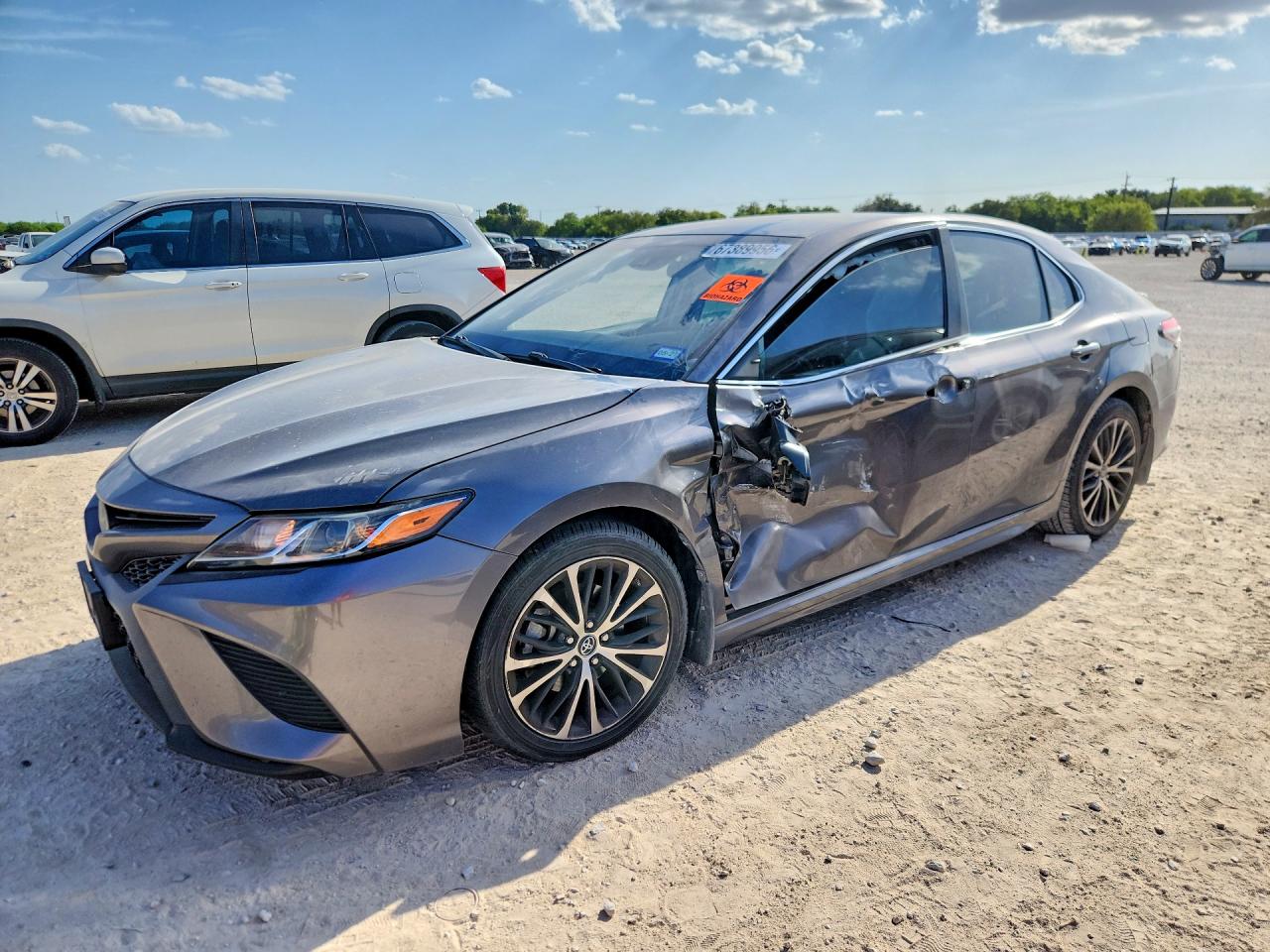 2018 TOYOTA CAMRY
