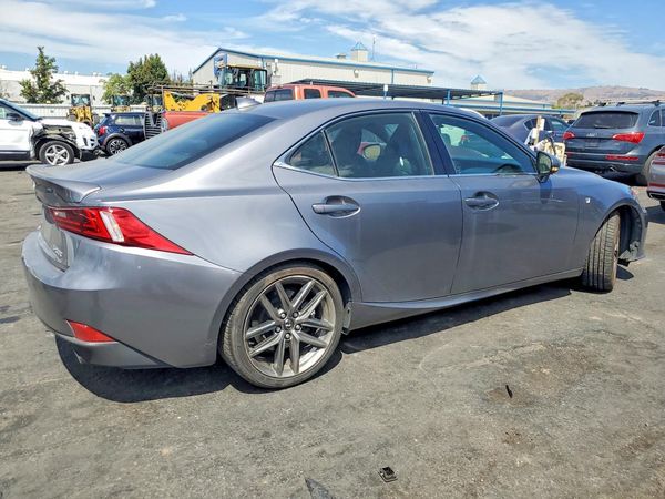 2016 LEXUS IS 200t