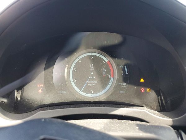 2016 LEXUS IS 200t