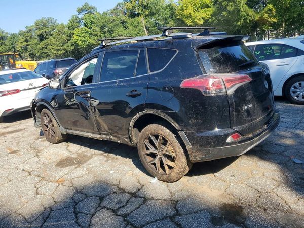 2017 TOYOTA RAV4 SE