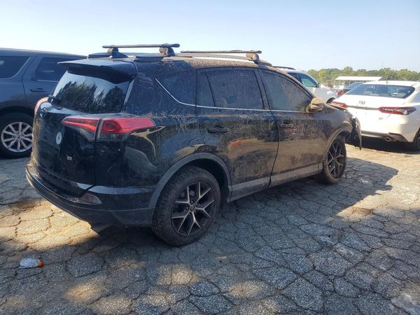 2017 TOYOTA RAV4 SE
