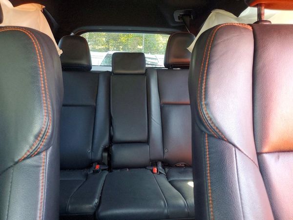2017 TOYOTA RAV4 SE
