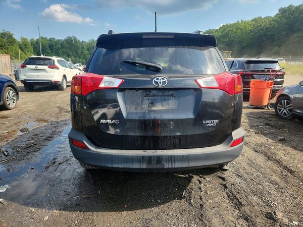 2015 TOYOTA RAV4