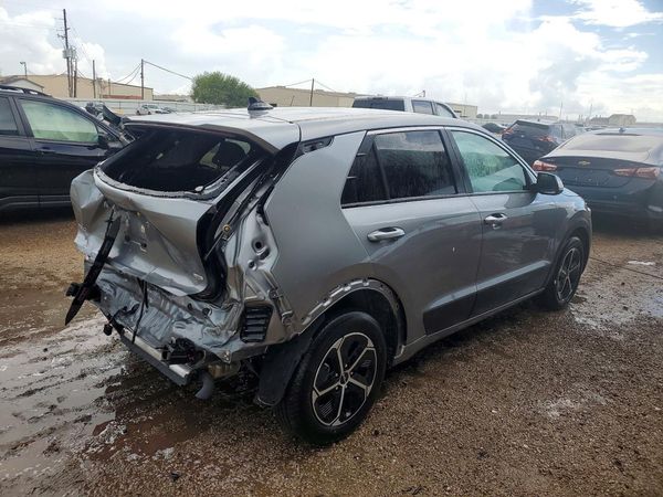 2026 KIA NIRO LX