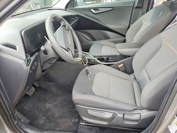 2026 KIA NIRO LX