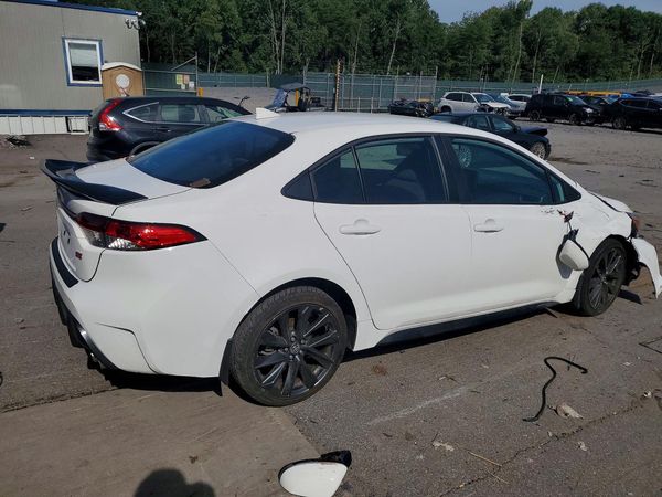2026 TOYOTA COROLLA