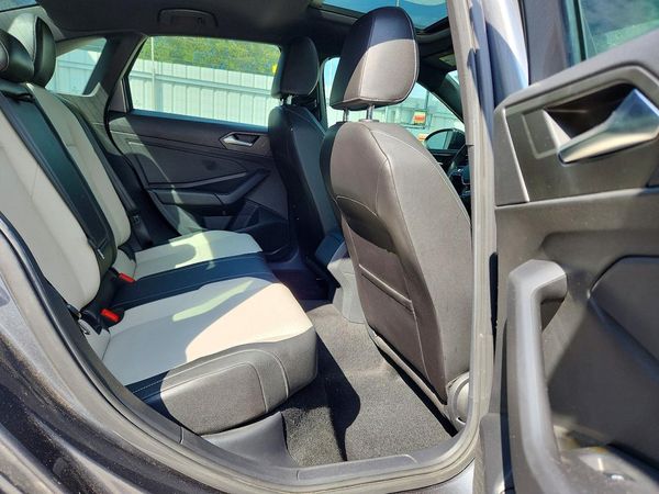 2019 VOLKSWAGEN JETTA S, SE, R-Line