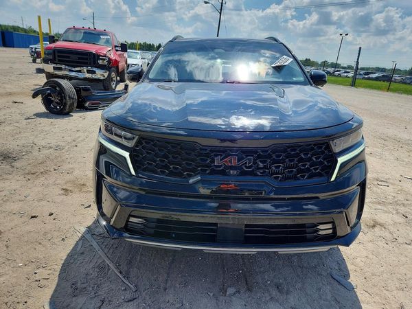 2022 KIA SORENTO
