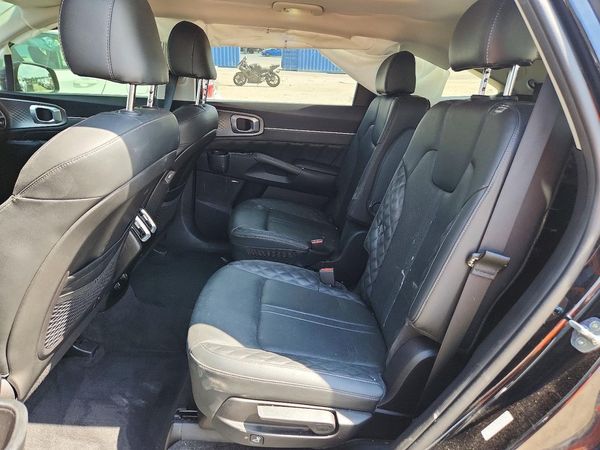 2022 KIA SORENTO