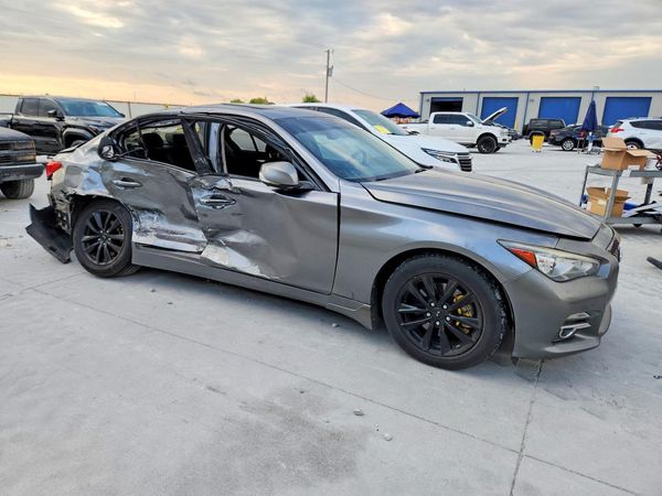 2017 INFINITI Q50