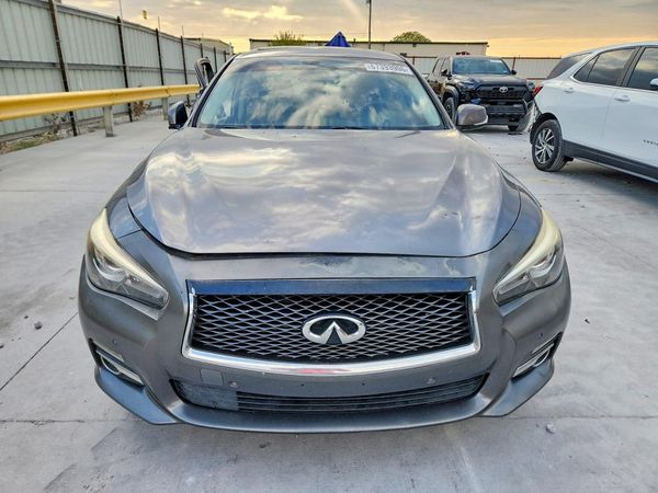 2017 INFINITI Q50