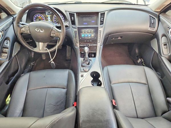 2017 INFINITI Q50