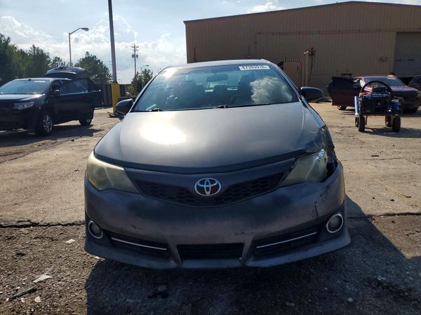 2012 TOYOTA CAMRY
