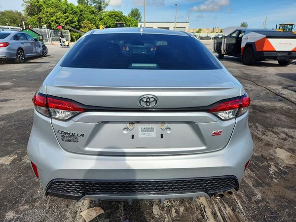 2021 TOYOTA COROLLA