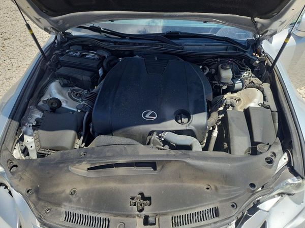 2015 LEXUS IS
