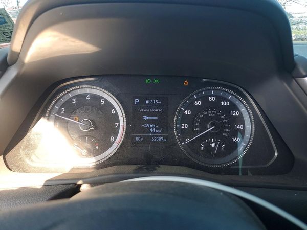 2023 HYUNDAI SONATA SE