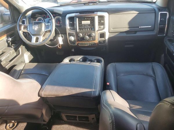 2016 RAM 1500 Laramie