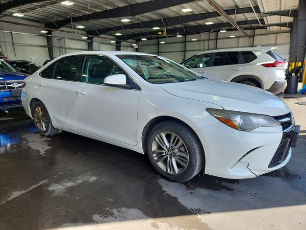 2017 TOYOTA CAMRY