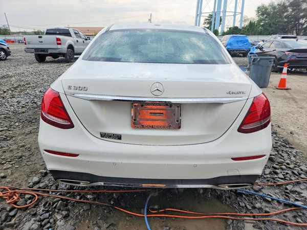 2017 MERCEDES-BENZ E E300-4M