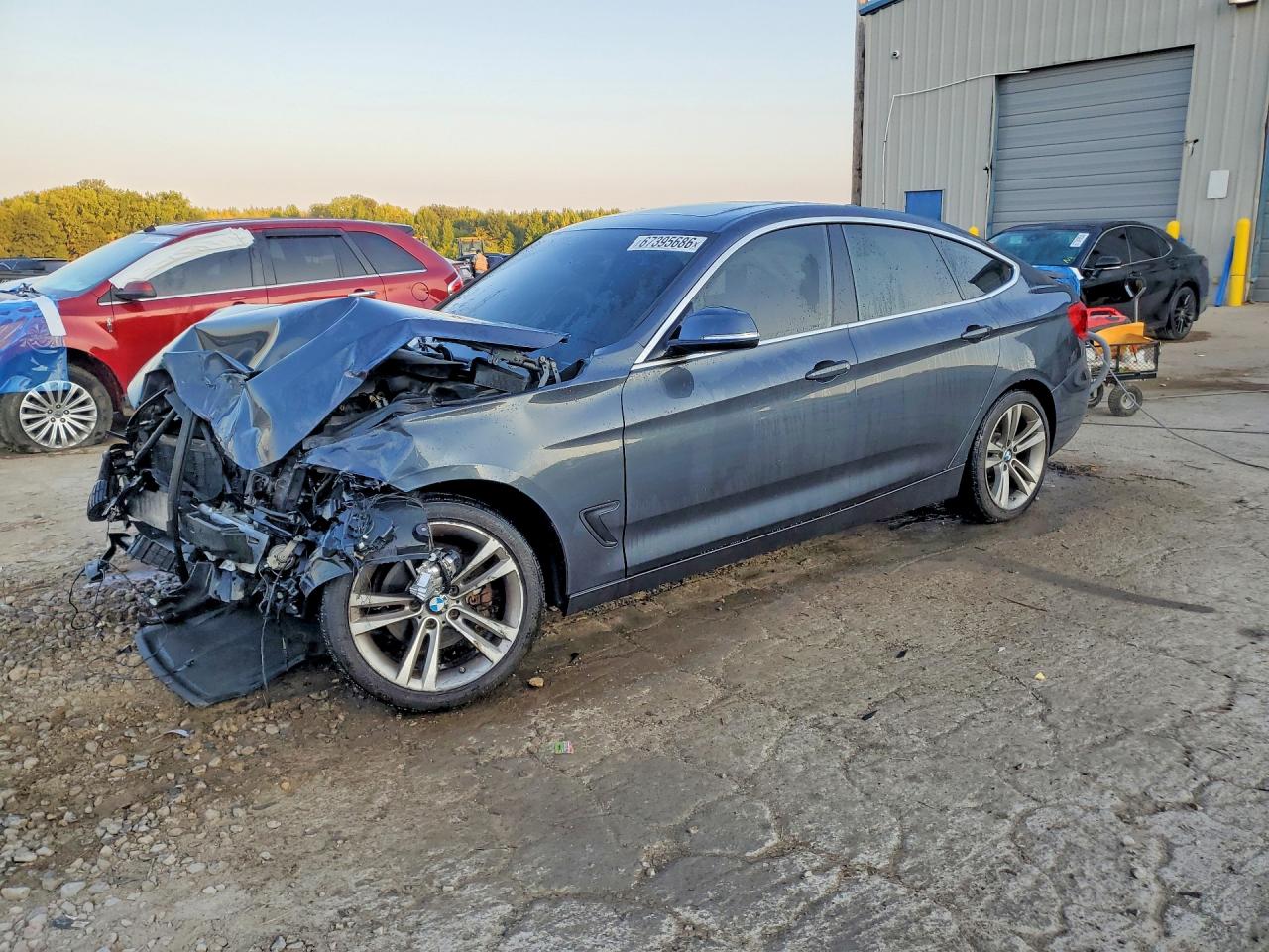 2017 BMW 3 SERIES xDrive GT — Front 3/4