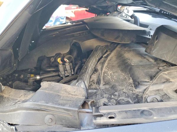 2017 BMW 3 SERIES xDrive GT — Engine bay