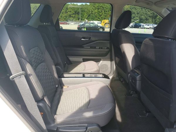 2022 NISSAN PATHFINDER