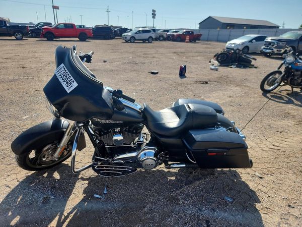 2013 HARLEY-DAVIDSON FLHX