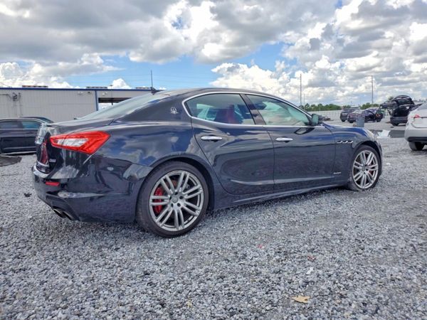 2018 MASERATI GHIBLI Sport