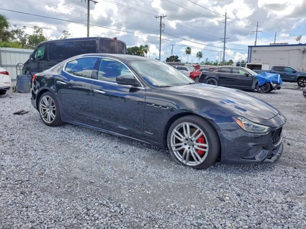 2018 MASERATI GHIBLI Sport