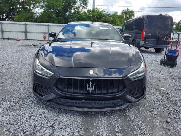 2018 MASERATI GHIBLI Sport