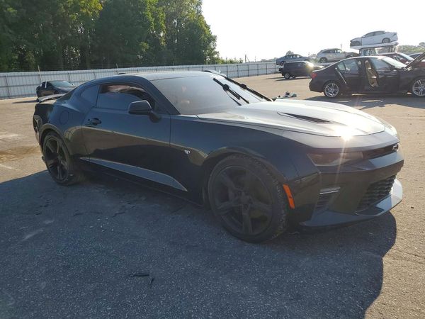 2016 CHEVROLET CAMARO 2SS — Passenger 3/4