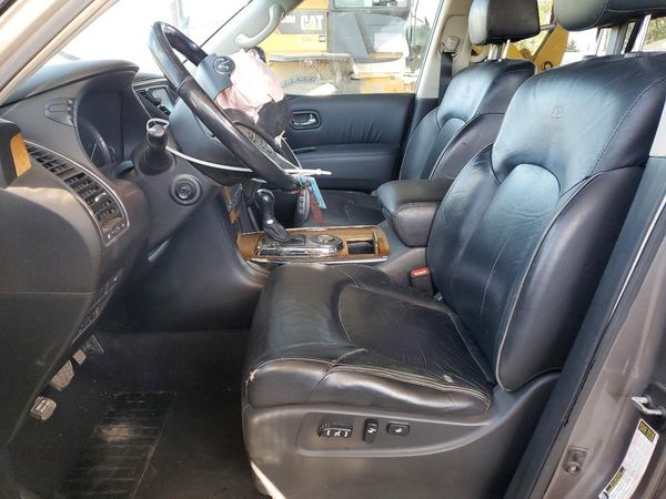 2012 INFINITI QX56