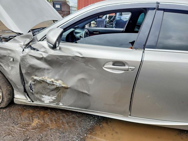 2017 LEXUS IS