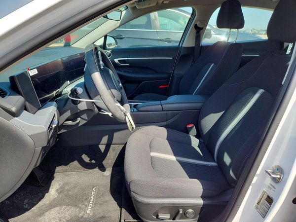 2025 HYUNDAI SONATA — DENT