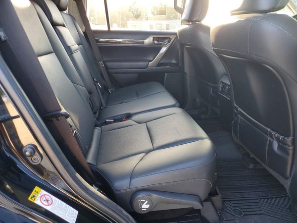 2017 LEXUS GX 460