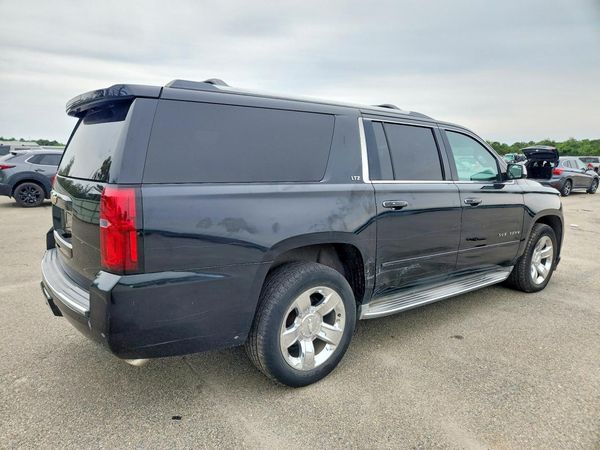 2015 CHEVROLET SUBURBAN LTZ